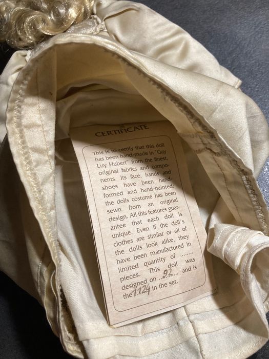 Lalka ze studia Guy Luy Hubert z Krakowa kolekcjonerska