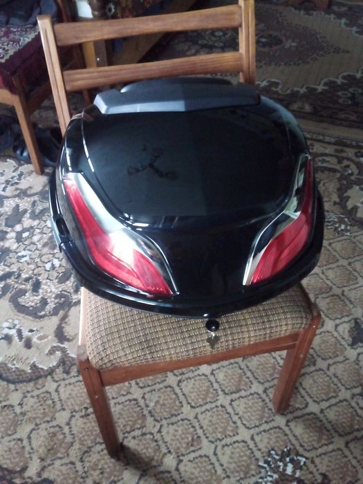 Кофр на мотоцикл