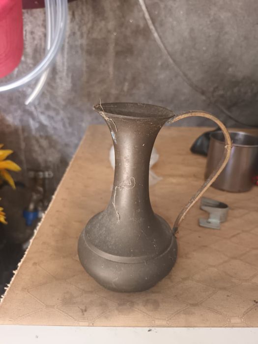 Jarro antigo decorativo.