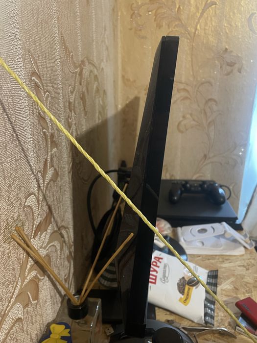 Монітор Філіпс 243Е