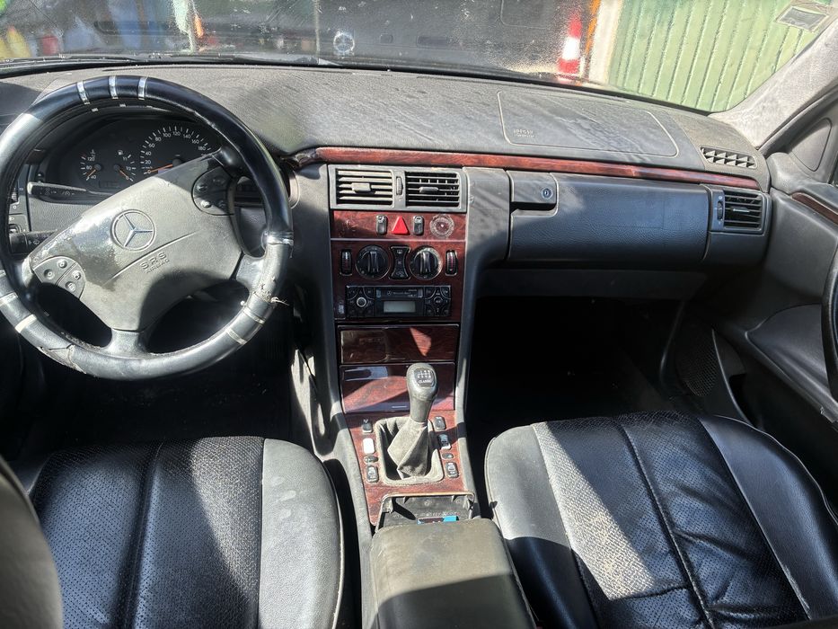 Mercedes E220 cdi