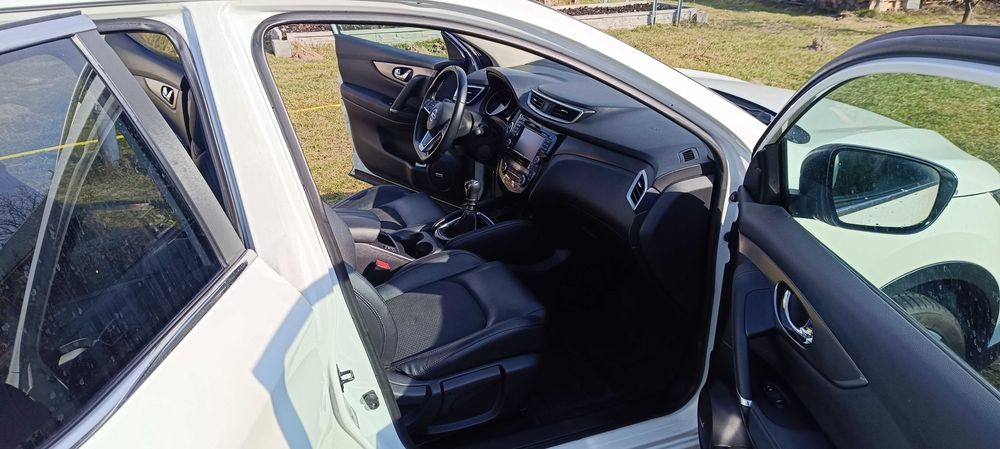NISSAN QASHQAI 1.2 DIG-T wersja TEKNA - Salon Polska
