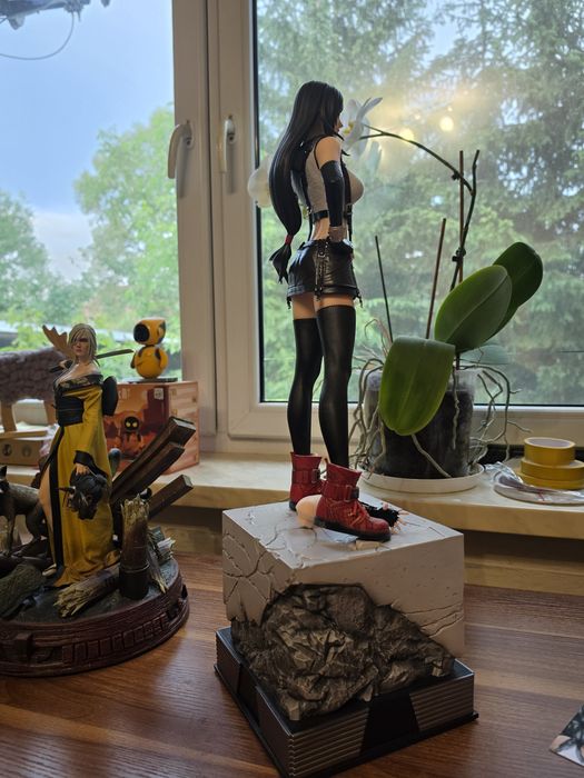 Figurka Tifa Lockhart, Final Fantasy VII 1/3- 60cm