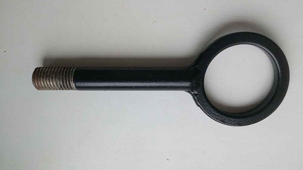 Крюк буксировочный