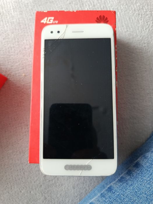 Sprzedam dwa telefony