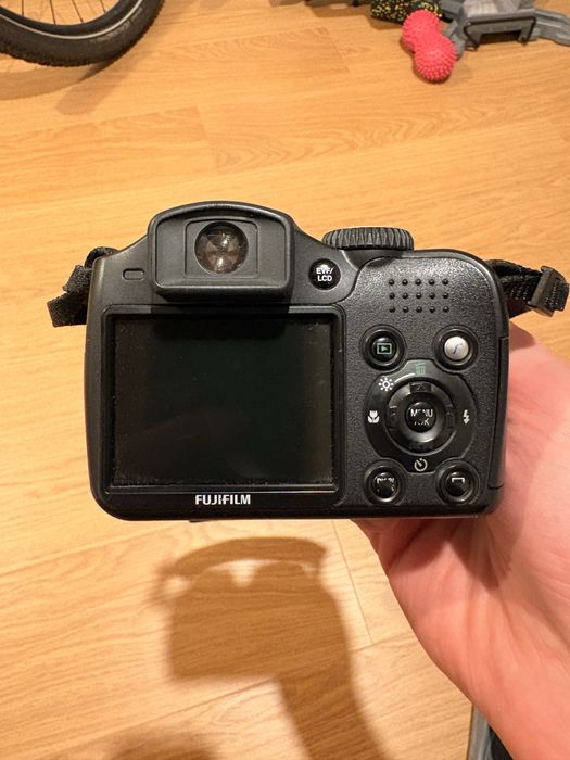 Fujifilm Finepix S5800
