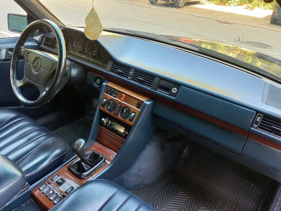 Mercedes 250DL limousine w124 turbo diesel