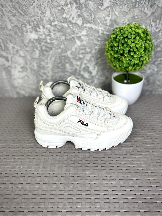 Fila кроссовки 37 размер женские спортивные белые