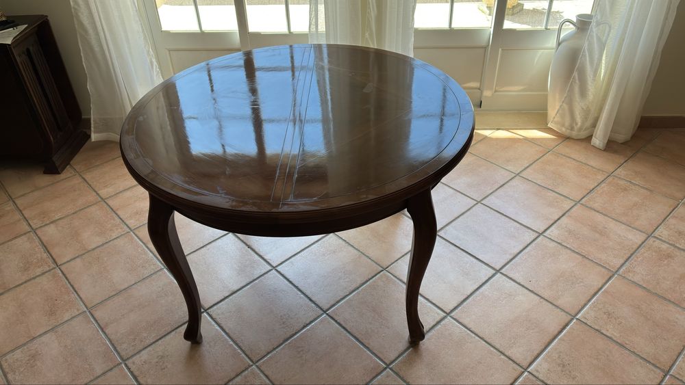Mesa holandesa redonda oval
