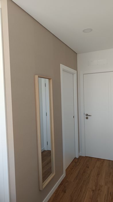 Aplicação de papel de parede