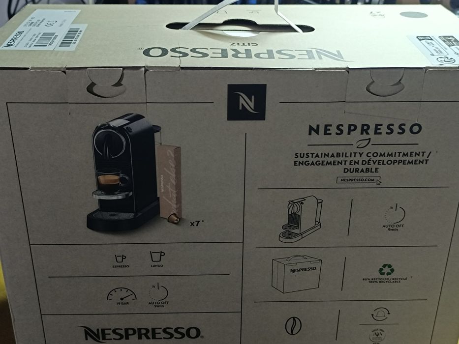 Máquina café Nespresso
