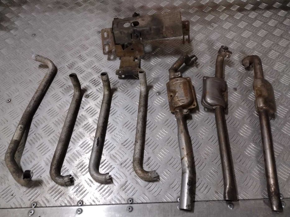 Sharan Galaxy Alhambra kosz obudowa dogrzewacza webasto tłumik rurka