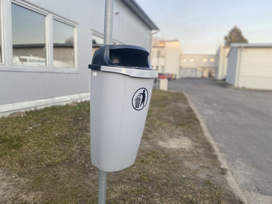 Kosz pojemnik uliczny parkowy miejski wiszący din na psie odchody