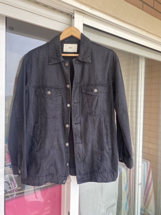 Blusão ganga preto Stradivarius S
