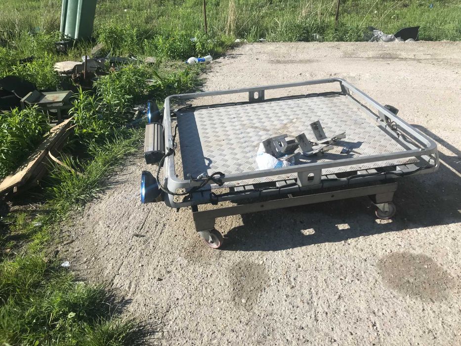 bagażnik wyprawowy 4x4  platforma do terenówki off road ledy