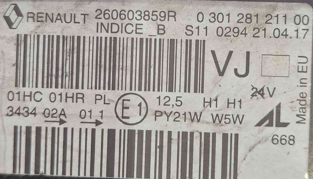 Ótica / Farol Esquerdo 260603859R - RENAULT CAPTUR I
