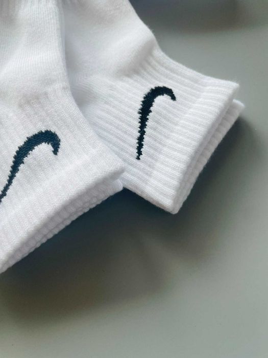 Skarpetki bawełniane Nike 6 par – unisex, białe, średniej długości