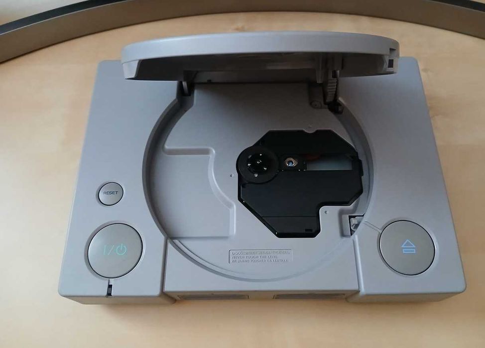 Konsola Ps1 PLAYSTATION Sony Psx SCPH-9002 komplet  stan bardzo dobry