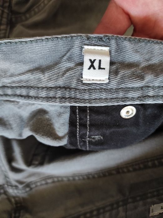 РОЗПРОДАЖ!!! XL Jack&Jones оригінальні чоловічі шорти