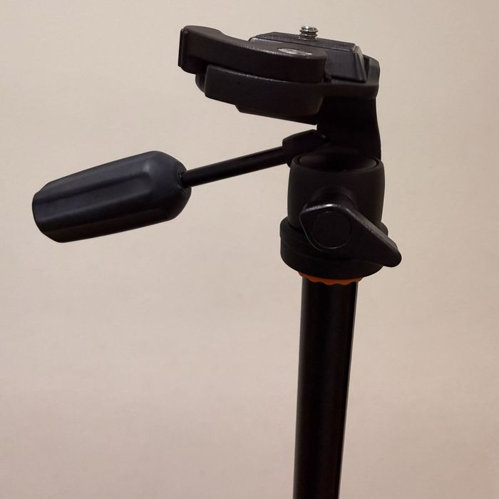 Tripé Vanguard Espod 203AP
