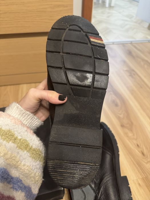 Buty trzewiki męskie skórzane Tommy Hilfiger rozm. 45