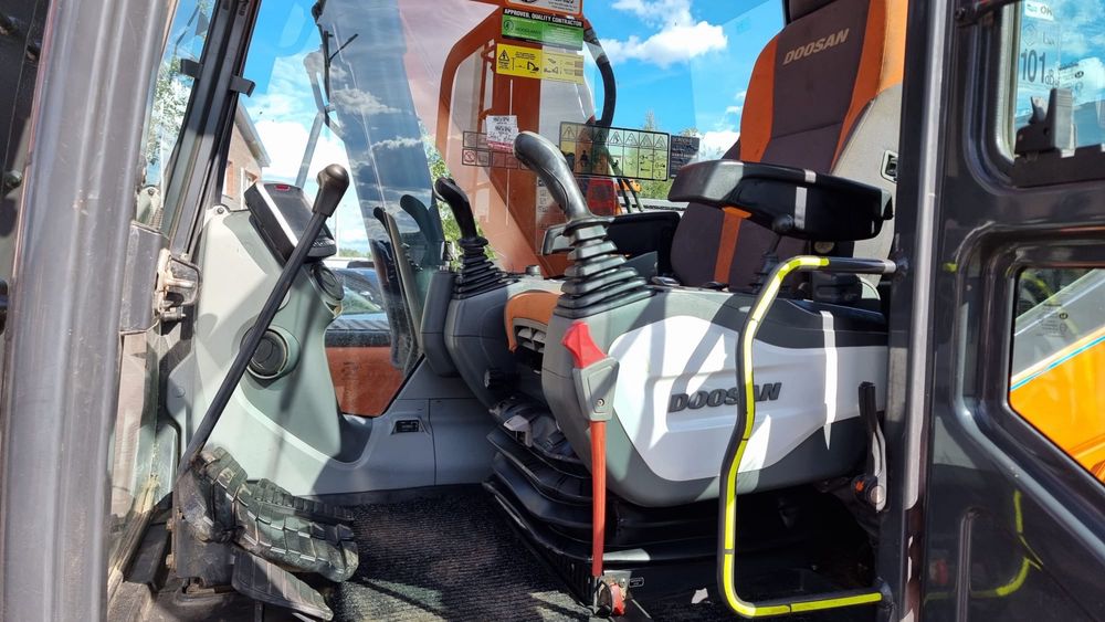Экскаватор Doosan DX 140 LC 2020