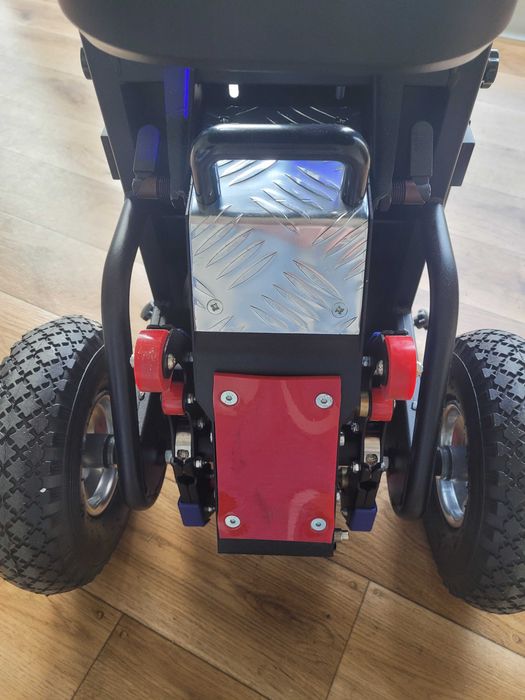 Schodołaz towarowy Antano Donkey Light z platformą elektrycz. do 150kg