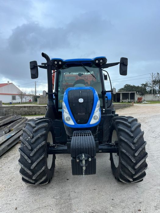 Segue para venda , tractor  , New Holand,