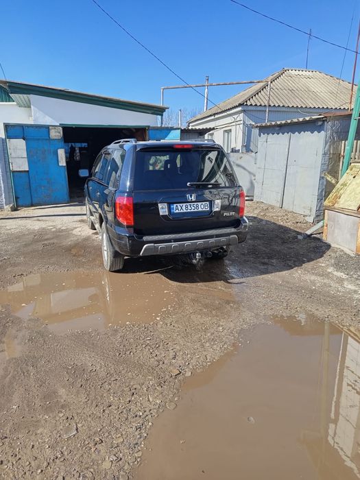 Продам Honda Pilot