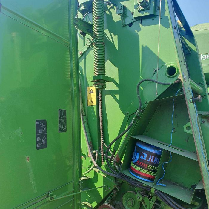 продам рулонний прес підбирач джон дир 550