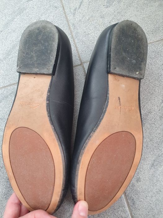 Шкіряні туфлі лофери Clarks 39 босоніжки