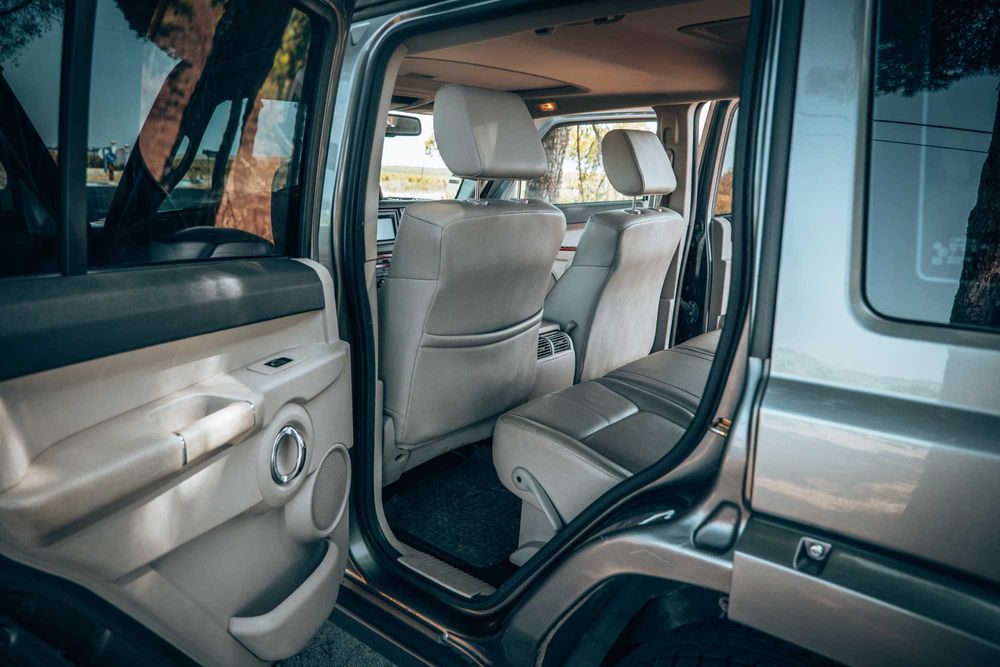 Jeep commander 3.0
