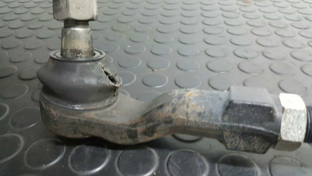 CREMALHEIRA DE DIREÇÃO NISSAN CABSTAR.E F24.25.35