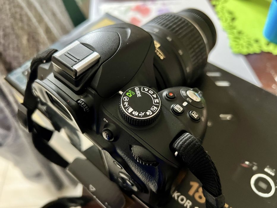 Nikon D3200 z obiektywem jak NOWY
