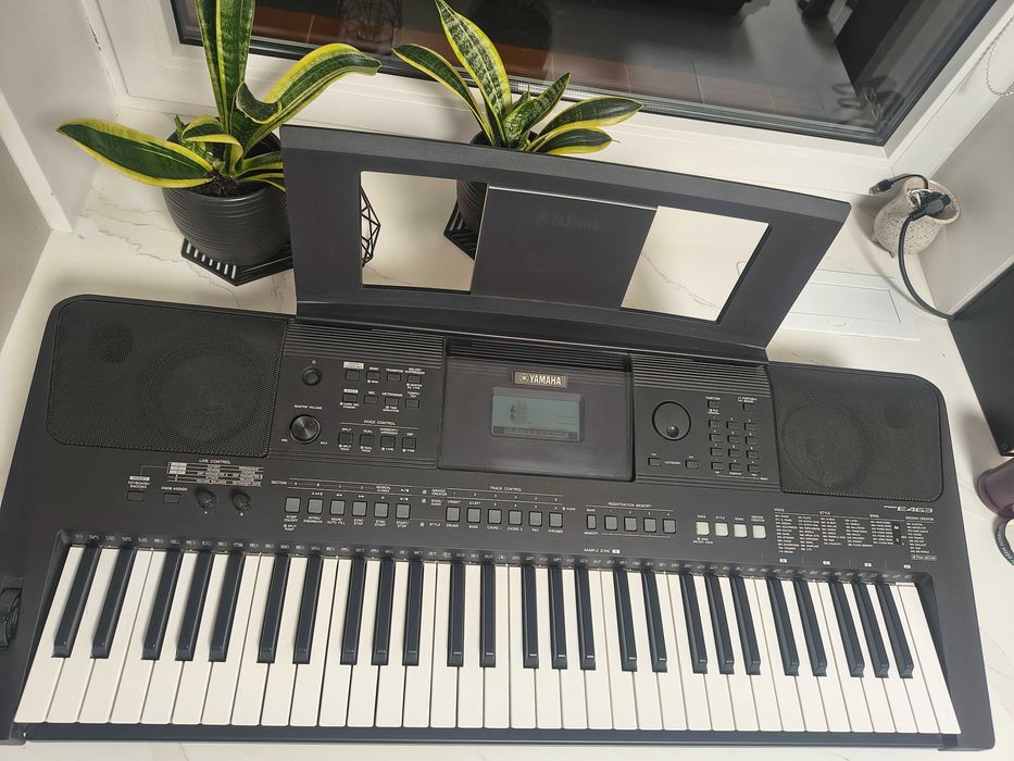 Keyboard Yamaha PSR E463