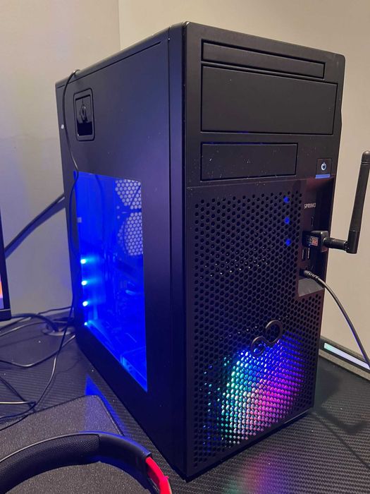 Vendo Setup gamer Completa Pouquíssimo usada. Com garantia de 3 anos.