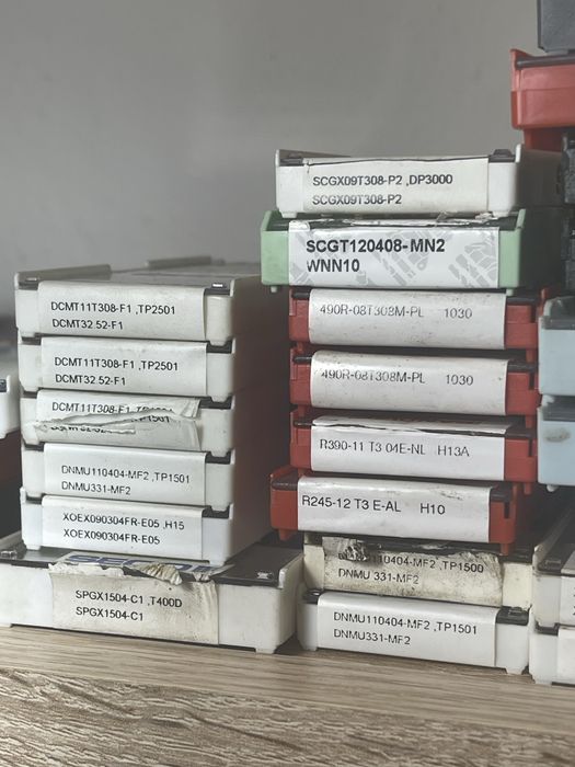 Твердосплавні ріжучі пластини WIDIA Seco Sandvik