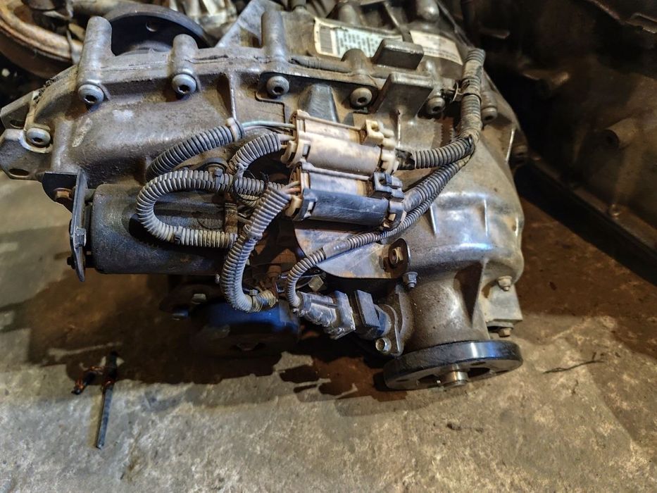 Роздатка Кіа Соренто  Kia Sorrento 2.5d. D4CB 2002-2009p. 473004C211