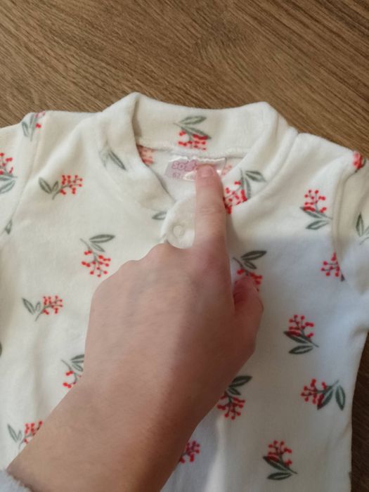 Pajacyk  niemowlęcy welurowy r 62