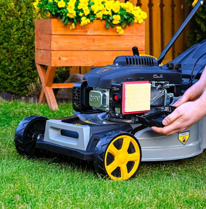 Бензинова газонокосарка з приводом, 62 л, 2 ножі, 51 см, 196 см³