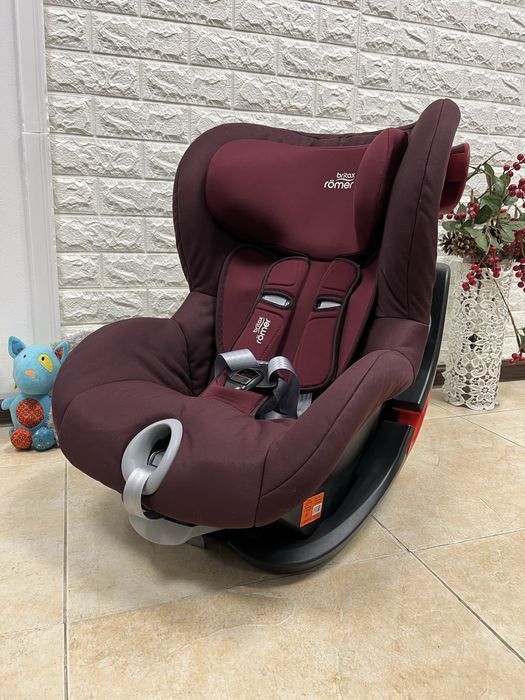 Автокрісло Britax Römer KING 2 Група 1 (9-18 кг)