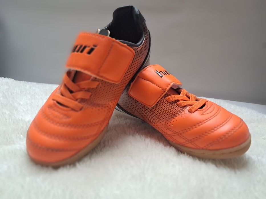 Buty halówki Huari - jak nowe !