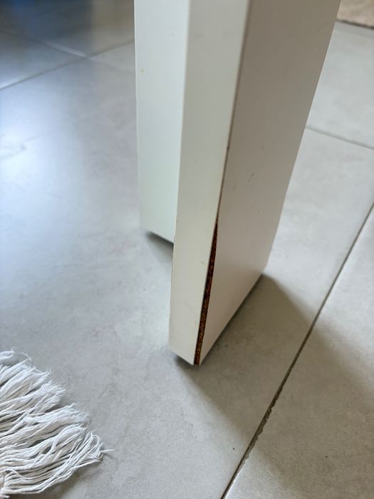 Mesa + 2 cadeiras