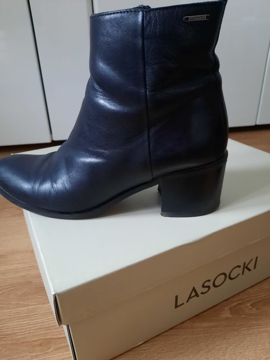 Botki damskie na obcasie, Lasocki, rozm 38