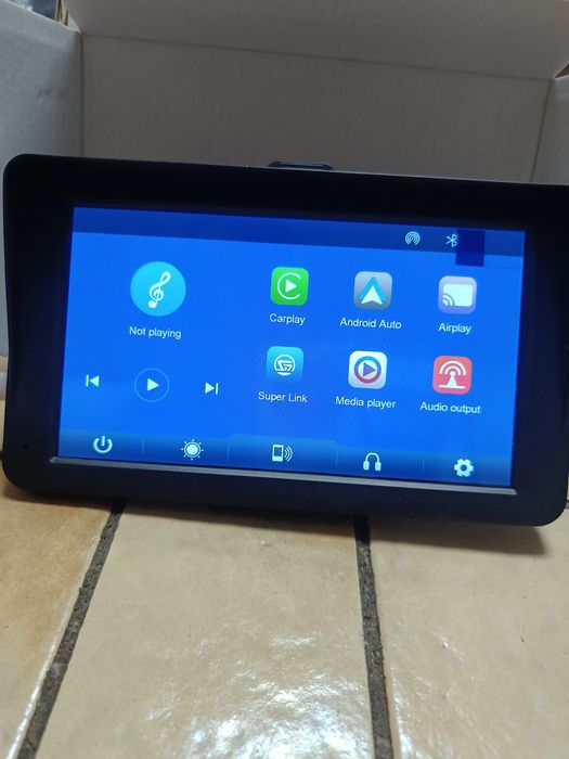 Wyświetlacz samochodowy dotykowy  Android Nawigacja Bluetooth