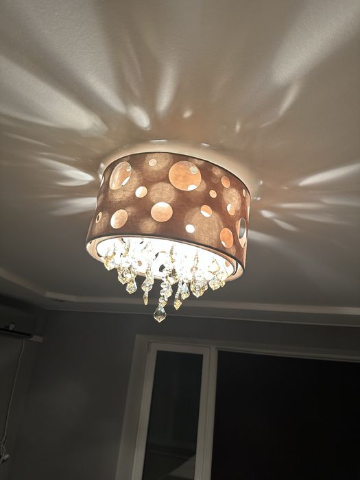 Продам бархатную люстру Италия