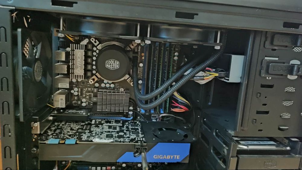 Komputer gamingowy i7 GTX 970