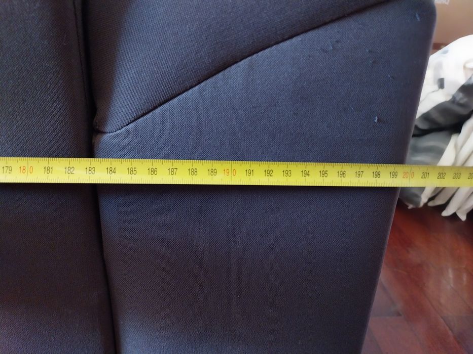 Sofá 3 lugares Cinzento