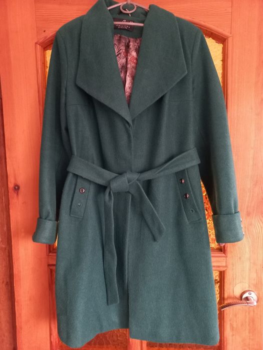 Пальто жіноче демісезонне