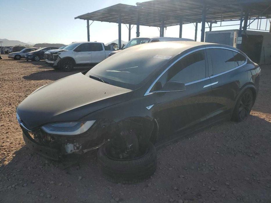 TESLA MODEL X P90D Performance